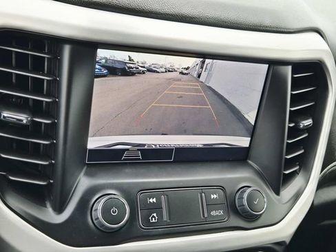 Used 2023 GMC Acadia SLE w/ Driver Convenience Package AWD/4WD image 24