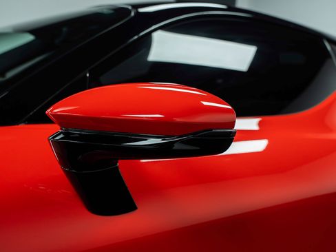 Used 2021 Ferrari SF90 Stradale image 12