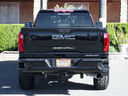 Used 2024 GMC Sierra 3500 Denali Ultimate image 7