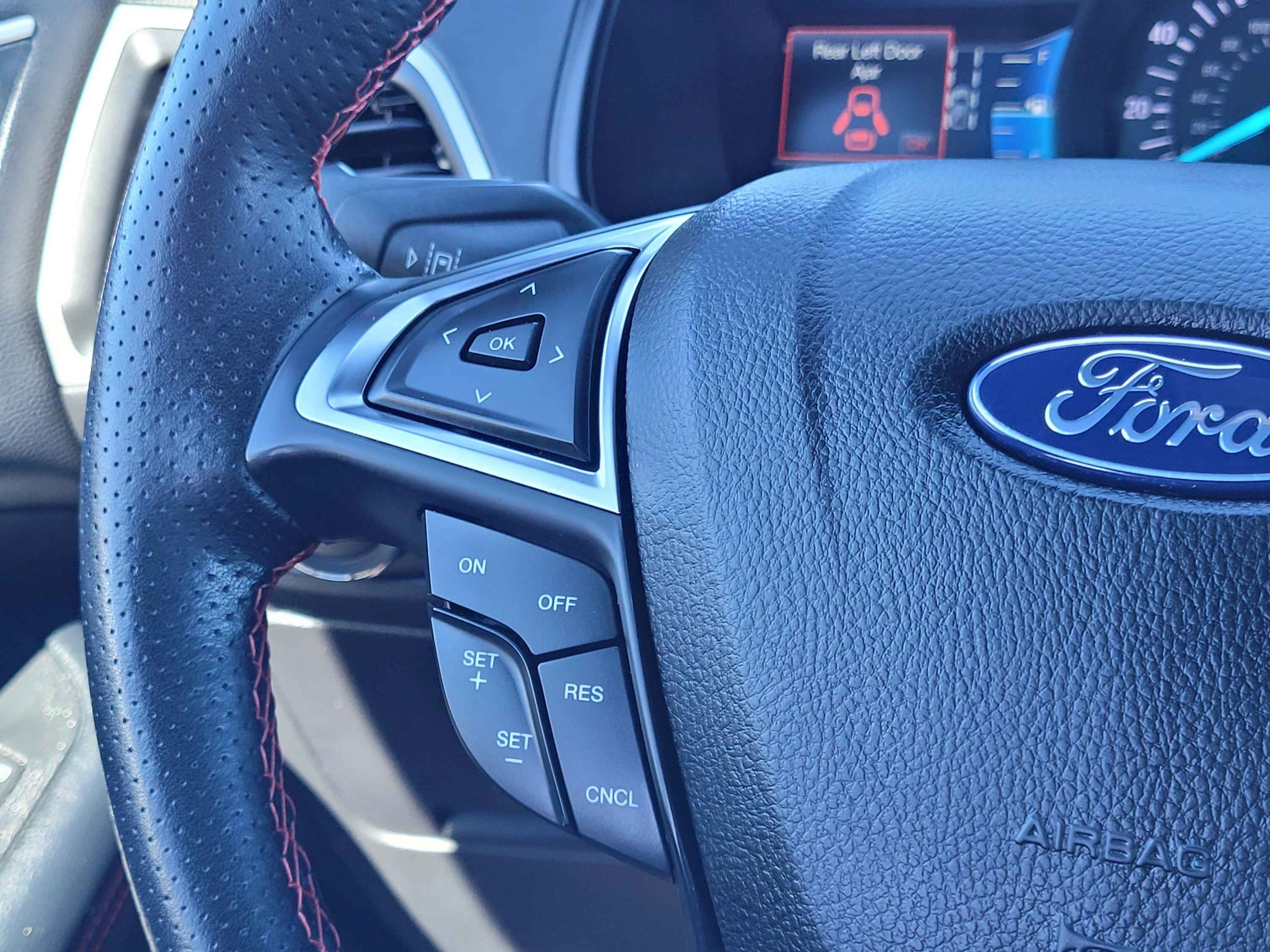 Certified 2023 Ford Edge ST-Line AWD/4WD image 12