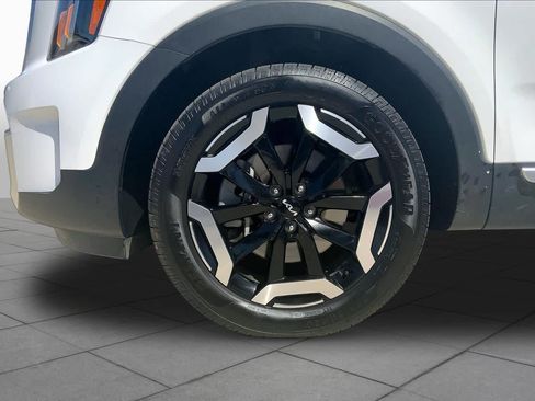 Used 2025 Kia Telluride S AWD/4WD image 11