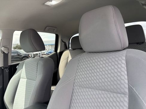 Used 2022 Toyota Tacoma SR5 image 12