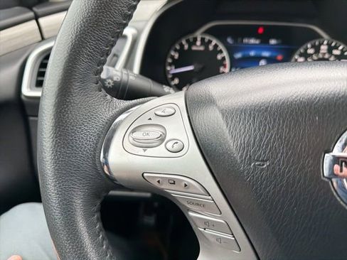 Used 2017 Nissan Murano SL w/ SL Technology Package image 10