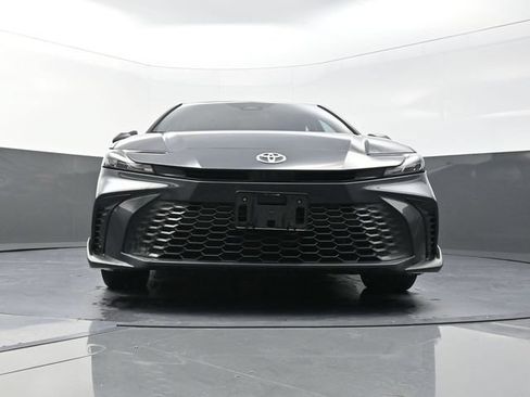 Certified 2025 Toyota Camry SE FWD image 31