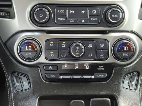Used 2019 Chevrolet Tahoe LT w/ Luxury Package AWD/4WD image 19