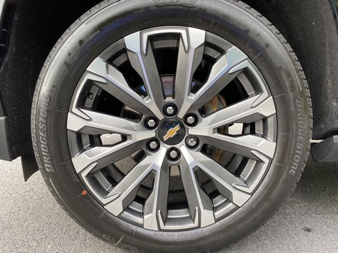 Used 2024 Chevrolet Tahoe High Country AWD/4WD image 47