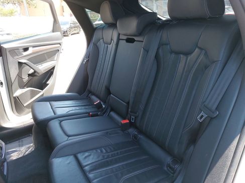Used 2023 Audi Q5 2.0T Premium Plus w/ Premium Plus Package AWD/4WD image 14