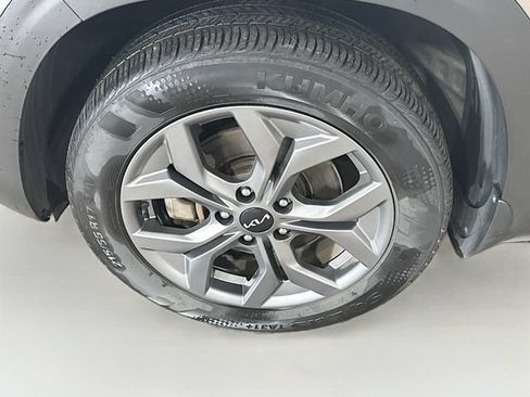 Used 2024 Kia Seltos S AWD/4WD image 31