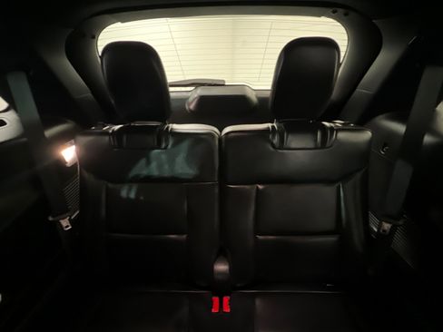 Used 2025 Ford Explorer ST w/ Sun And Sound Package AWD/4WD image 23