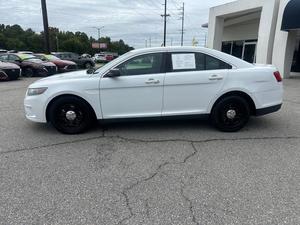 Used 2017 Ford Taurus Police Interceptor AWD image 2