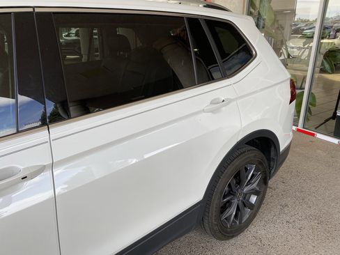 Certified 2023 Volkswagen Tiguan SE FWD image 50