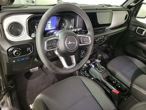 Used 2025 Jeep Wrangler Sahara 4xe w/ Safety Group image 13