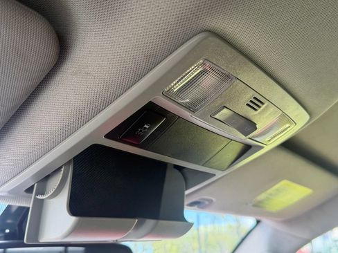Used 2019 Toyota Tacoma SR5 RWD image 20