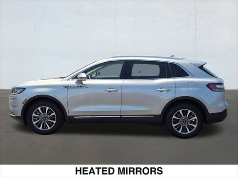 Used 2023 Lincoln Nautilus Reserve FWD image 2