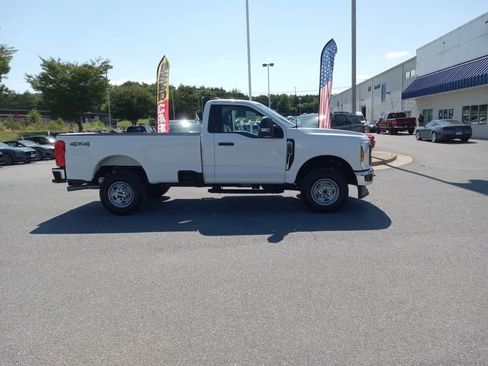 Used 2024 Ford F250 XL w/ XL Driver Assist Package AWD/4WD image 8
