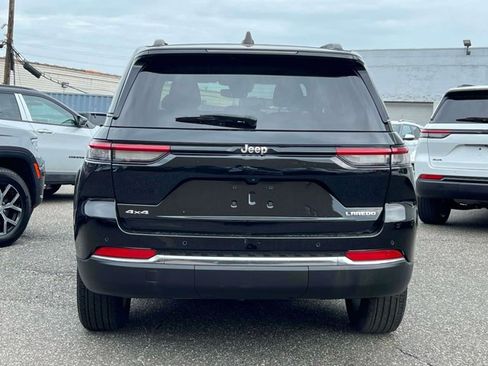 Certified 2023 Jeep Grand Cherokee Laredo w/ Luxury Tech Group I AWD/4WD image 6