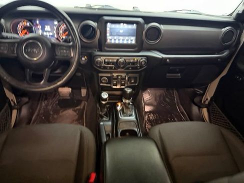 Used 2022 Jeep Gladiator Sport AWD/4WD image 38