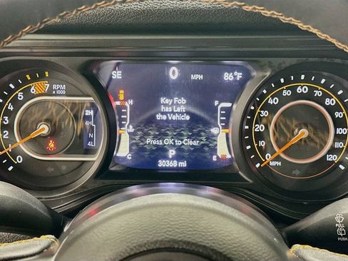 Used 2024 Jeep Wrangler Unlimited Sport AWD/4WD image 12