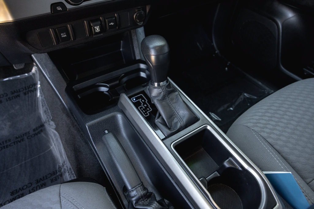 Used 2021 Toyota Tacoma SR5 RWD image 16