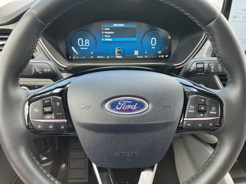 Used 2024 Ford Escape Platinum AWD/4WD image 15