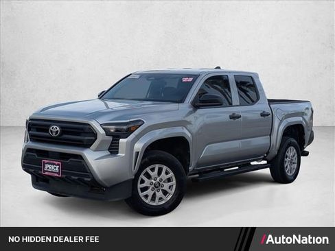 Used 2025 Toyota Tacoma SR AWD/4WD image 1