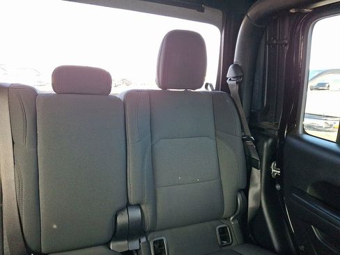 Certified 2021 Jeep Gladiator Sport image 21