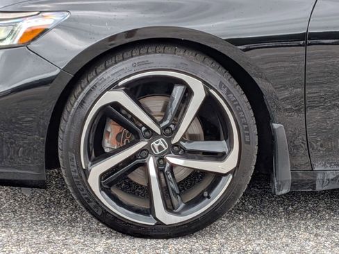 Used 2022 Honda Accord Sport image 12