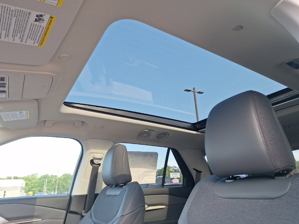New 2026 Ford Explorer Active w/ Active Comfort Package AWD/4WD image 14