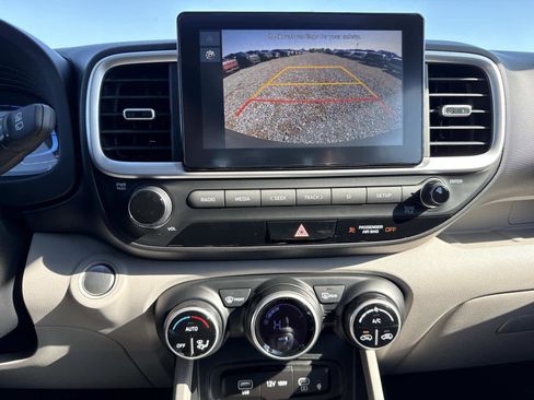 New 2026 Hyundai Venue SEL image 9