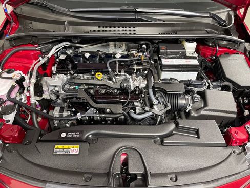 Certified 2026 Toyota Corolla SE w/ SE Package FWD image 9