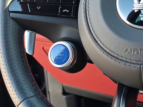 New 2025 Maserati Grecale GT image 21