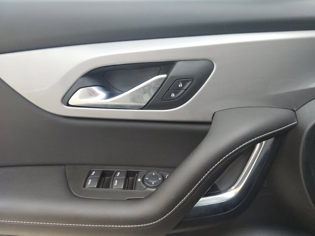 Used 2024 Chevrolet Blazer LT w/ Convenience Package FWD image 29