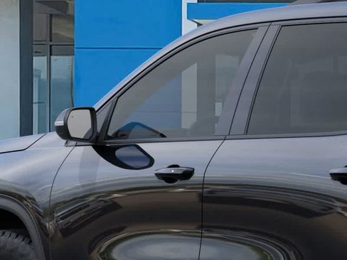 New 2026 Chevrolet Traverse Z71 w/ Enhanced Driving Package image 12