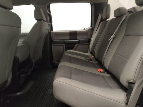 Used 2018 Ford F150 XL w/ Equipment Group 101A Mid AWD/4WD image 18