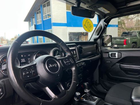 Used 2022 Jeep Wrangler Unlimited Sport image 14