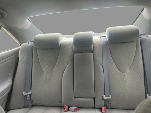 Used 2009 Toyota Camry LE FWD image 22