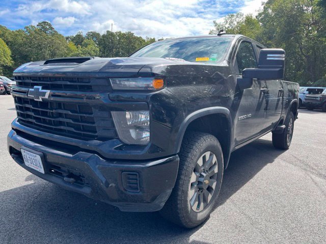 Used 2024 Chevrolet Silverado 2500 Custom w/ Custom Convenience Package AWD/4WD image 1