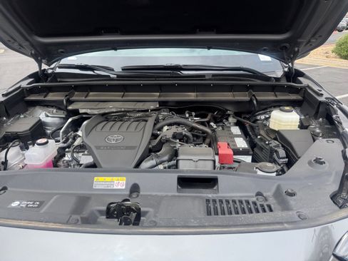 Certified 2025 Toyota Highlander XLE AWD/4WD image 21