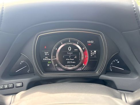 Used 2018 Lexus LS 500 w/ Interior Upgrade Package RWD image 26