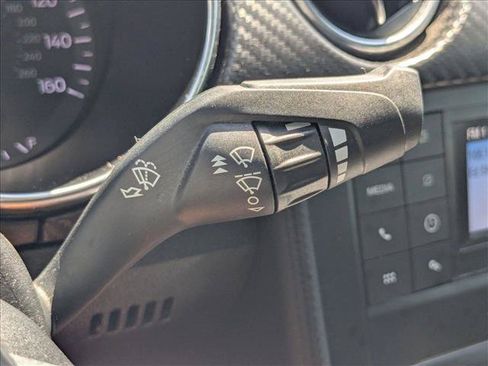Used 2019 Ford Mustang Coupe RWD image 12