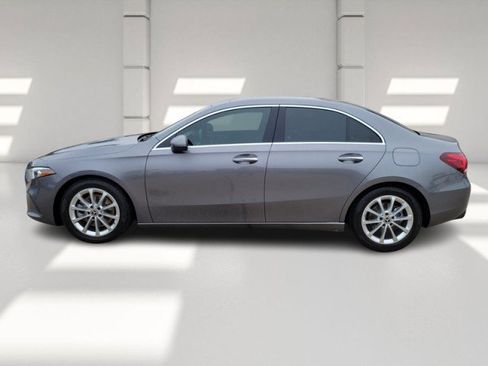 Used 2021 Mercedes-Benz A 220 image 4