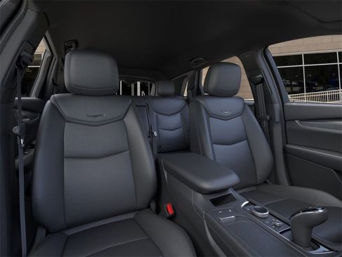 New 2026 Cadillac XT5 Luxury image 16