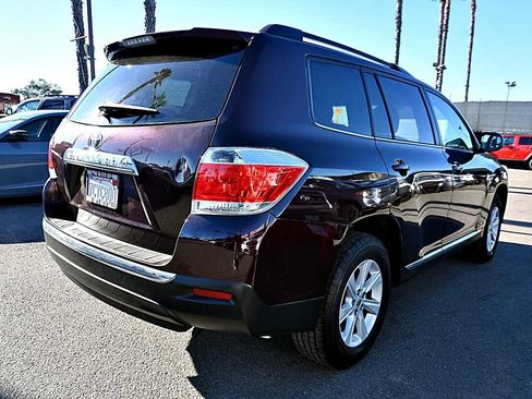 Used 2013 Toyota Highlander FWD image 7