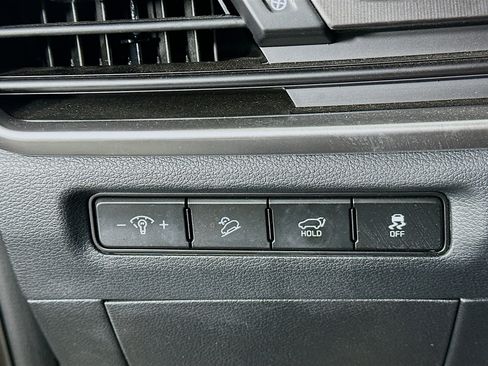 Used 2025 Kia Telluride S image 17