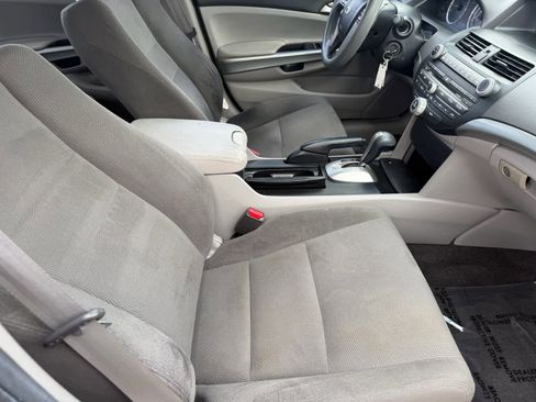 Used 2010 Honda Accord EX image 12