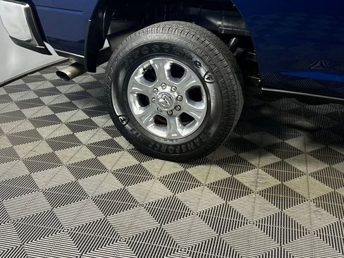 Used 2024 RAM 2500 Big Horn w/ Bed Utility Group image 12