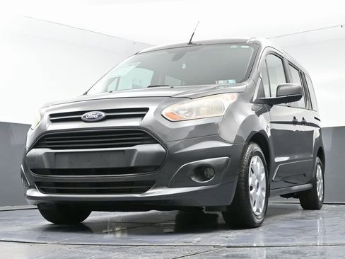 Used 2016 Ford Transit Connect XLT image 41