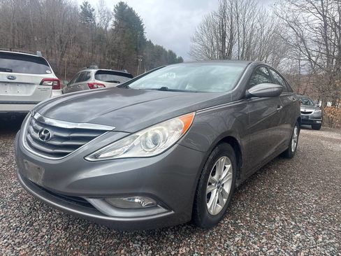 Used 2013 Hyundai Sonata GLS w/ Popular Equipment Pkg image 1