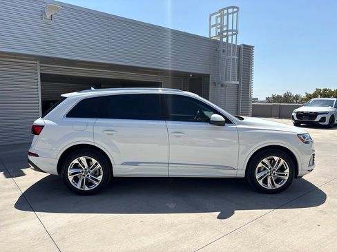 Used 2022 Audi Q7 3.0T Premium Plus AWD/4WD image 4