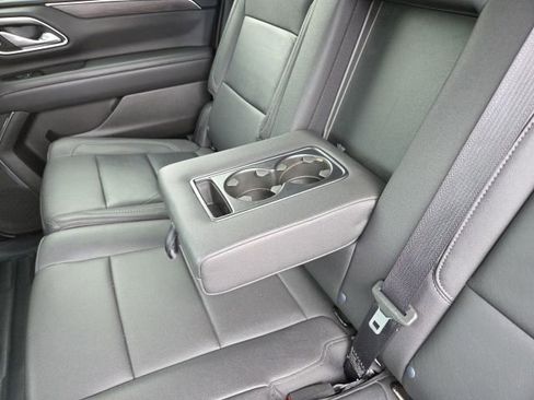 Used 2023 Chevrolet Suburban LT w/ Luxury Package AWD/4WD image 47